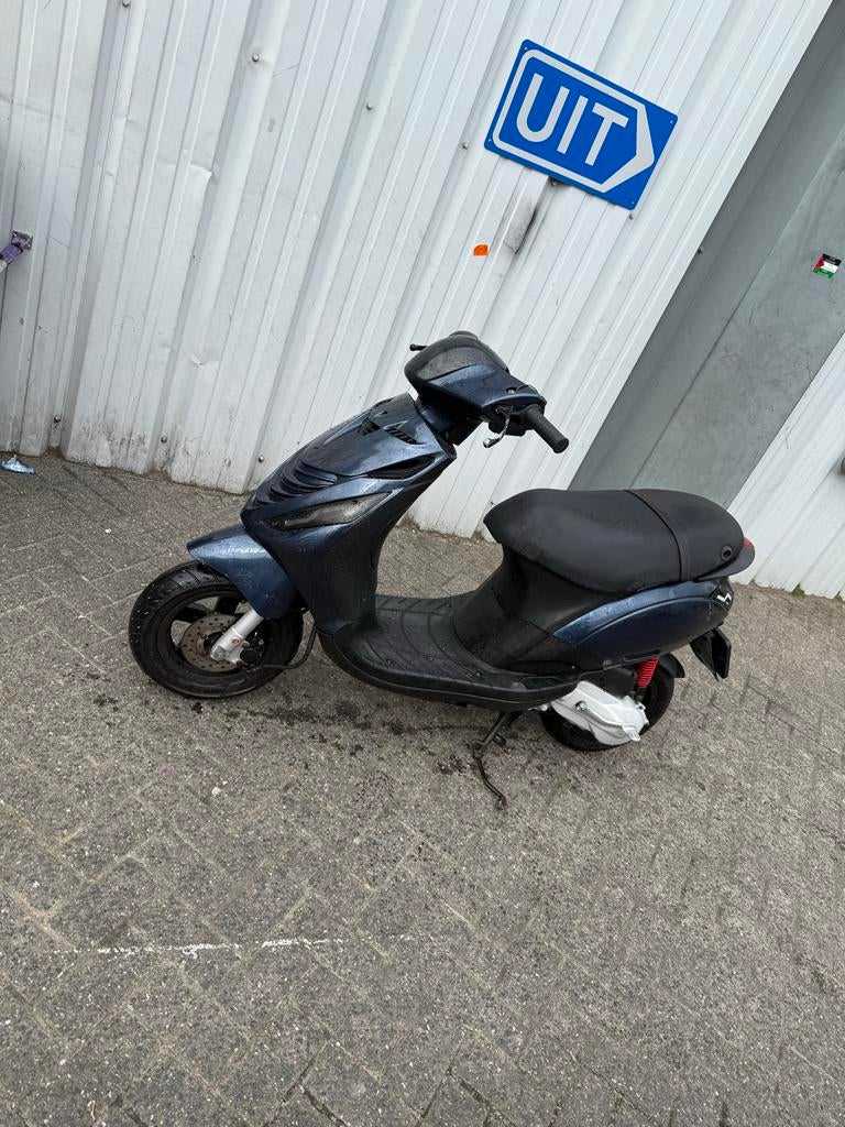 Piaggio zip 70cc 2t, Fietsen en Brommers, Brommeronderdelen | Scooters, Ophalen, Zo goed als nieuw, Overige typen, Piaggio