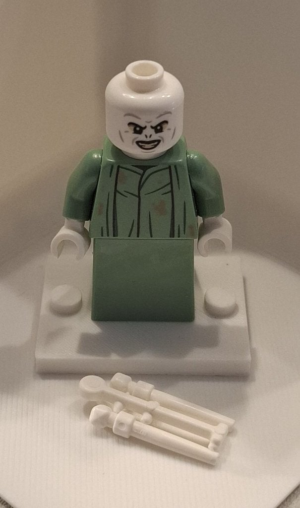LEGO Mini Figure Harry Potter hp456 Lord Voldemort, Lego, Ophalen of Verzenden, Minifiguur, Inclusief accessoires
