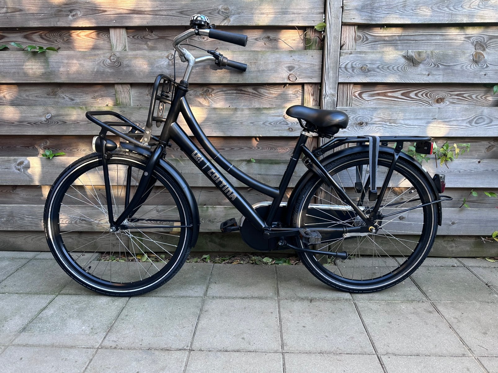 Cortina U4 24 inch - Zwart - 3V - IN ZEER GOEDE STAAT, Ophalen, Zo goed als nieuw, 24 inch, Versnellingen
