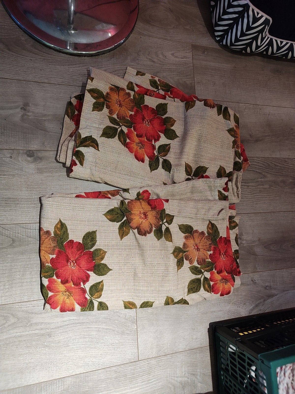 2 Vintage Gordijnen met Bloemenprint, Ophalen of Verzenden