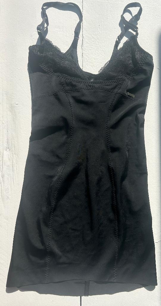 shape wear / shapewear corrigerende onderjurk in S van H&M, H&M, Ophalen of Verzenden, Zwart, Overige typen