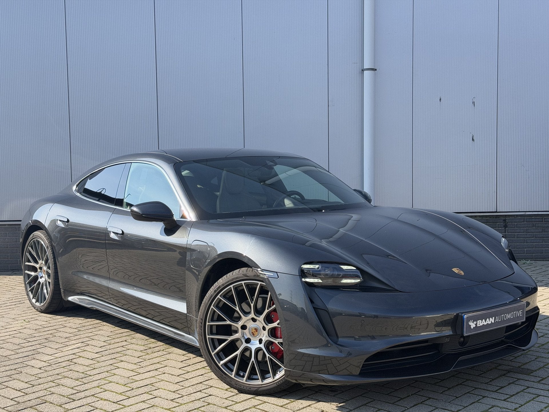 Porsche Taycan 4S Performance 84 kWh | Sport Chrono | Panora, Auto's, 435 pk, Gebruikt, Beige, 71 kWh