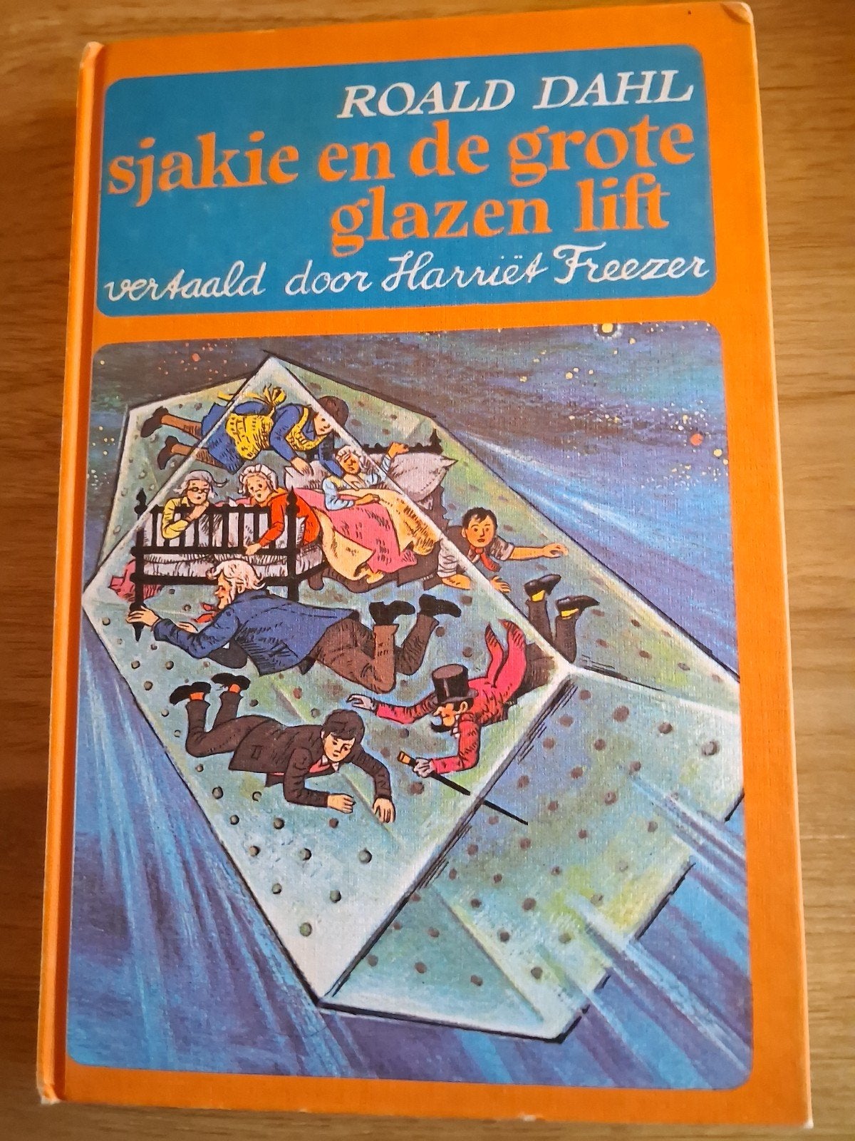 Sjakie en de grote glazen lift, Gelezen, Roald Dahl, Ophalen of Verzenden, Fictie