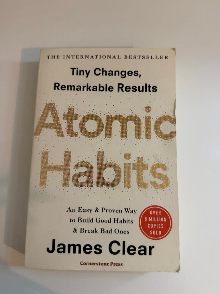 Atomic Habits boek Engels, Boeken, Advies, Hulp en Training, Verzenden, Zo goed als nieuw