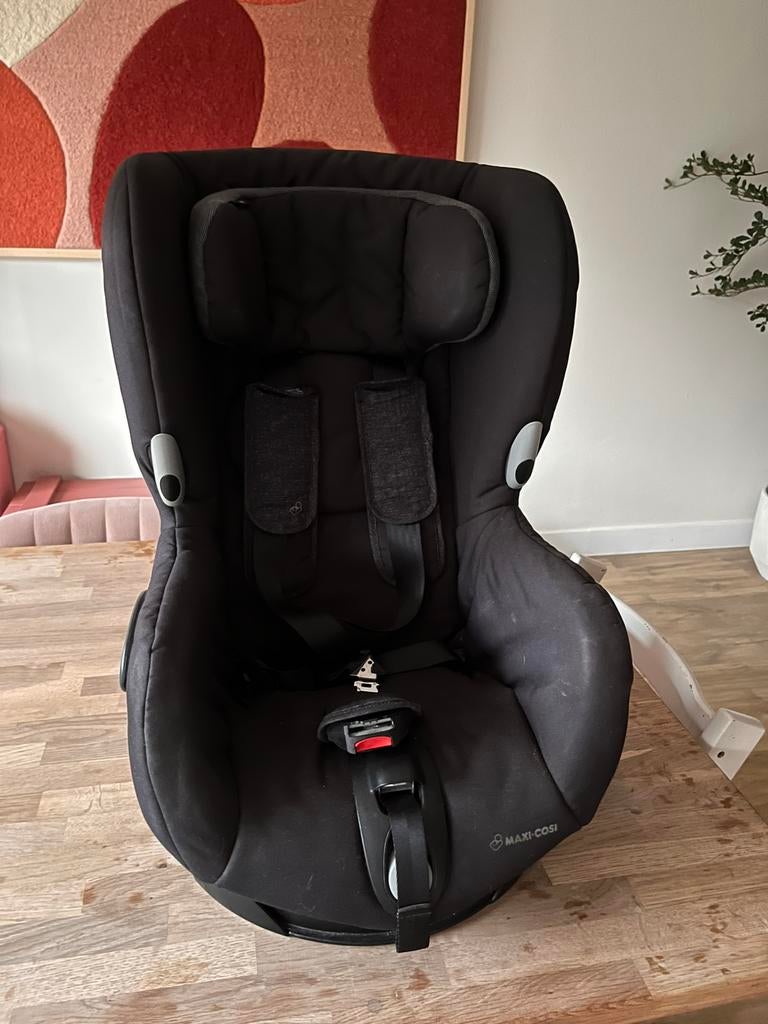 Maxi Cosi Axiss Nomadblack 360 draaibare autostoel, Ophalen, Autogordel, 9 t/m 18 kg, Zo goed als nieuw