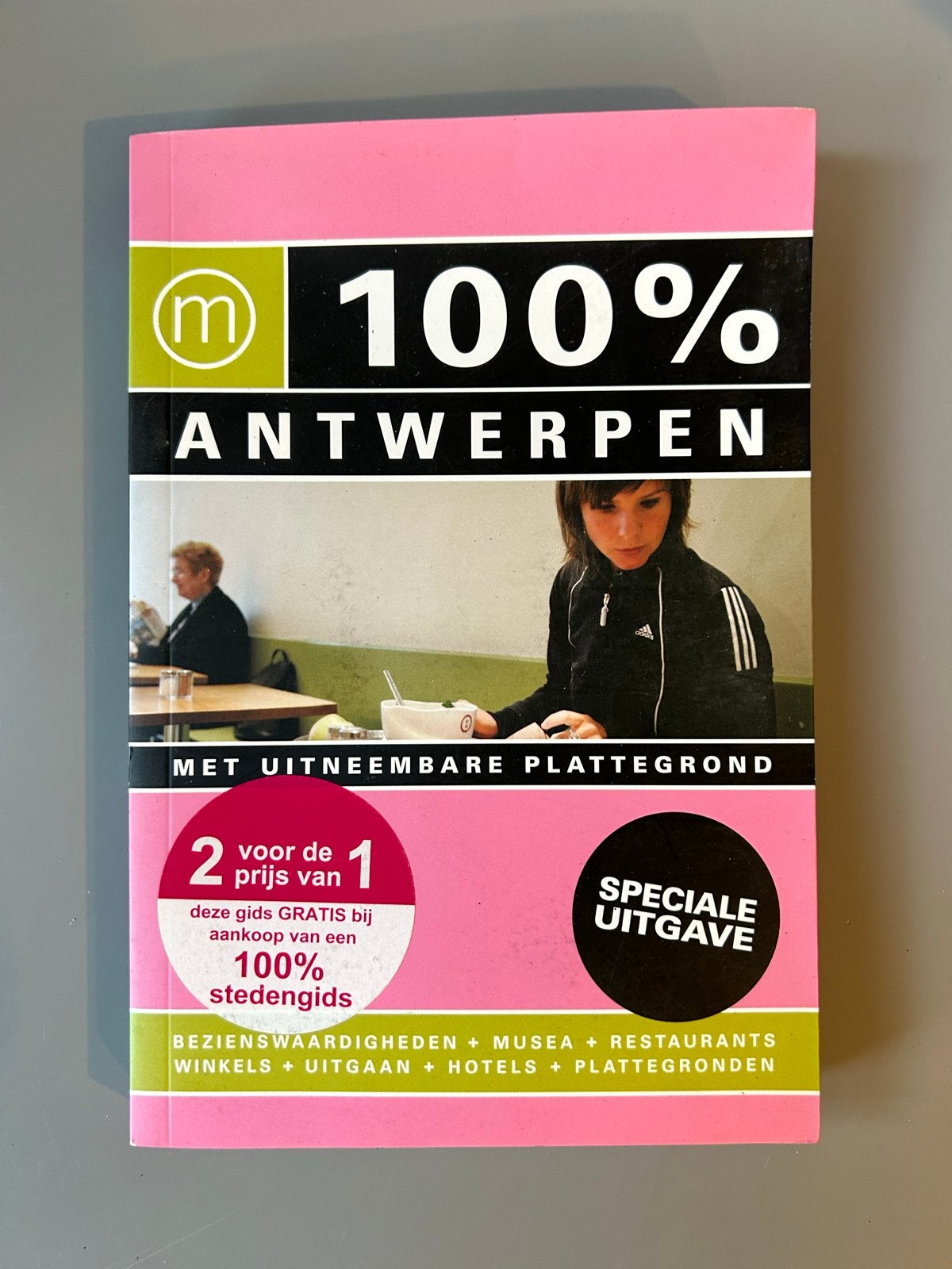 100% Antwerpen - Reisgids met plattegrond, Boeken, Overige merken, Europa, Ophalen of Verzenden, Zo goed als nieuw