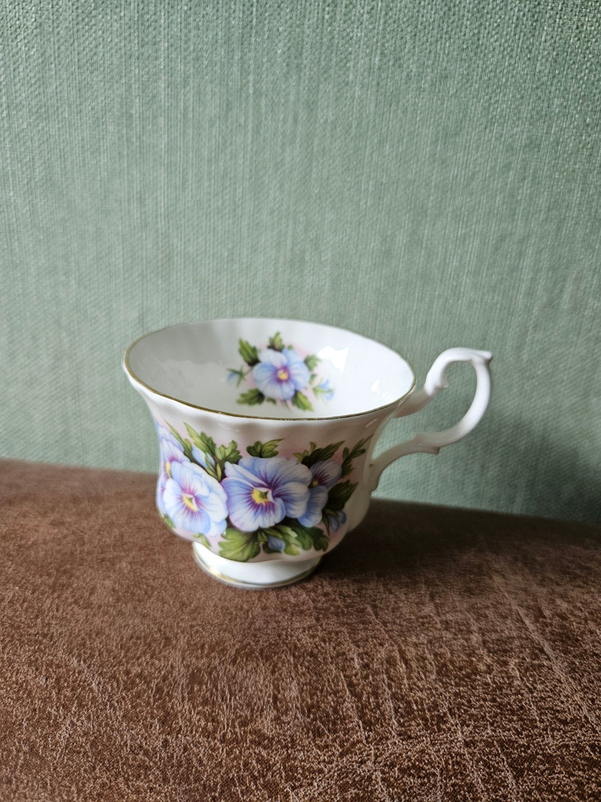 Royal Albert kopje, Antiek en Kunst, Antiek | Servies los, Ophalen of Verzenden