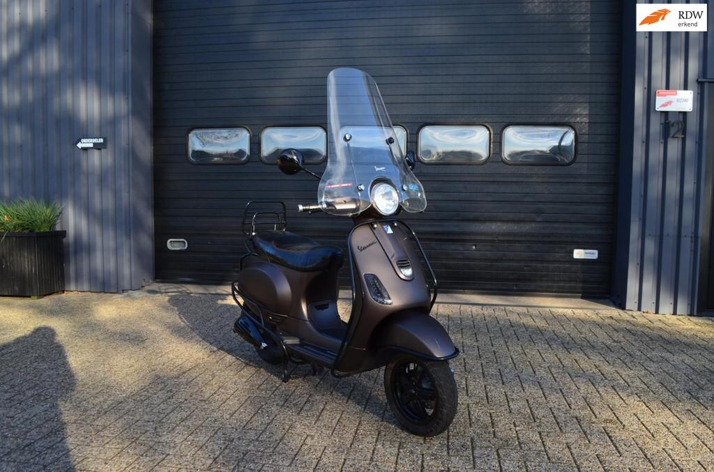Vespa Bromscooter S 50, Fietsen en Brommers, Brommers | Vespa, Gebruikt, Overige modellen