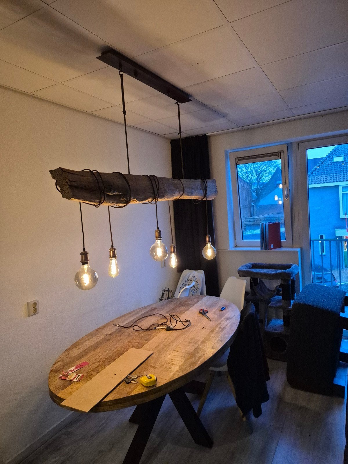 Unieke dimbare hanglamp van boomstam met ophangsysteem, Ophalen of Verzenden, Zo goed als nieuw, Hout, Rustiek, Industrieel, Landelijk