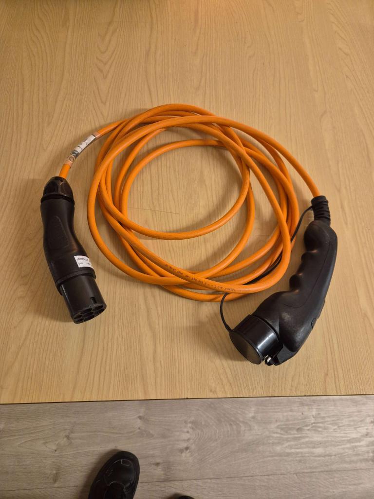 Type 1 naar 2 Laadkabel, 5m Lang, Gebruikt, Mannekes, ?, Ophalen of Verzenden
