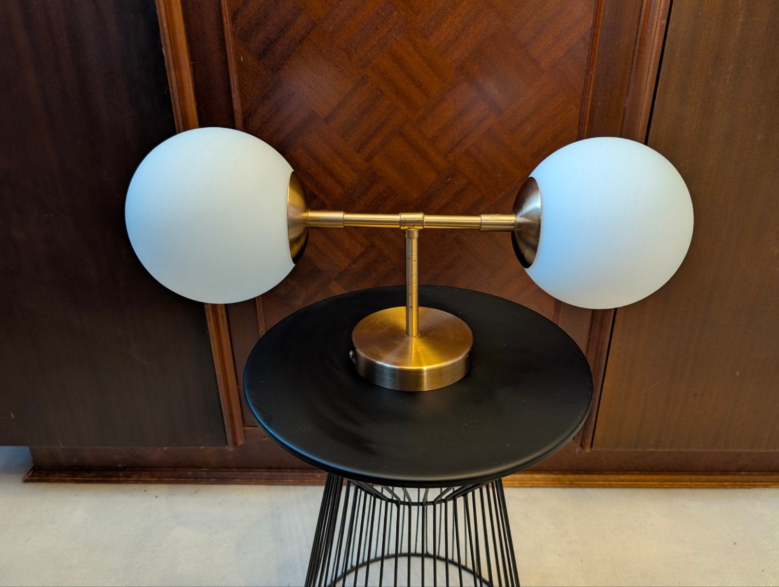 Moderne lamp goud met wit opaalglas, Ophalen, Zo goed als nieuw, Glas, Elegant modern klassiek