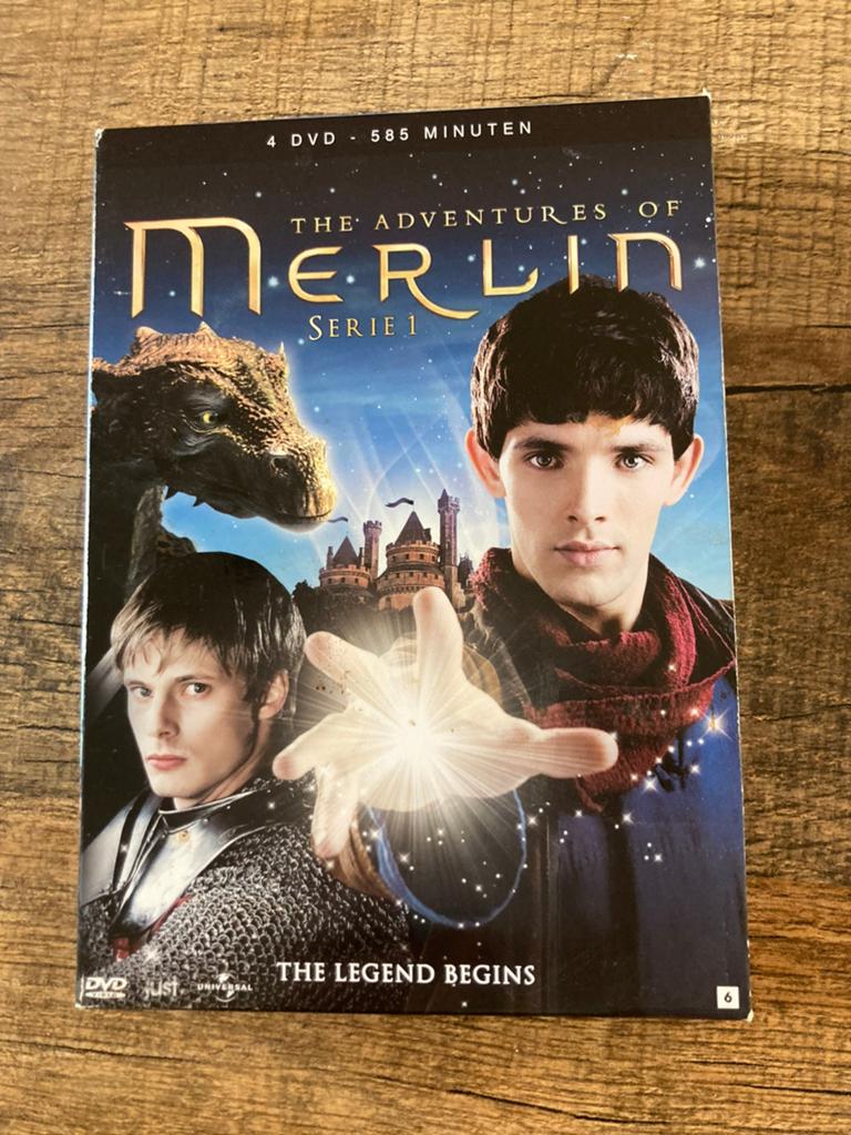 Merlin dvd box. Seizoen 1, Vanaf 12 jaar, Ophalen of Verzenden, Zo goed als nieuw