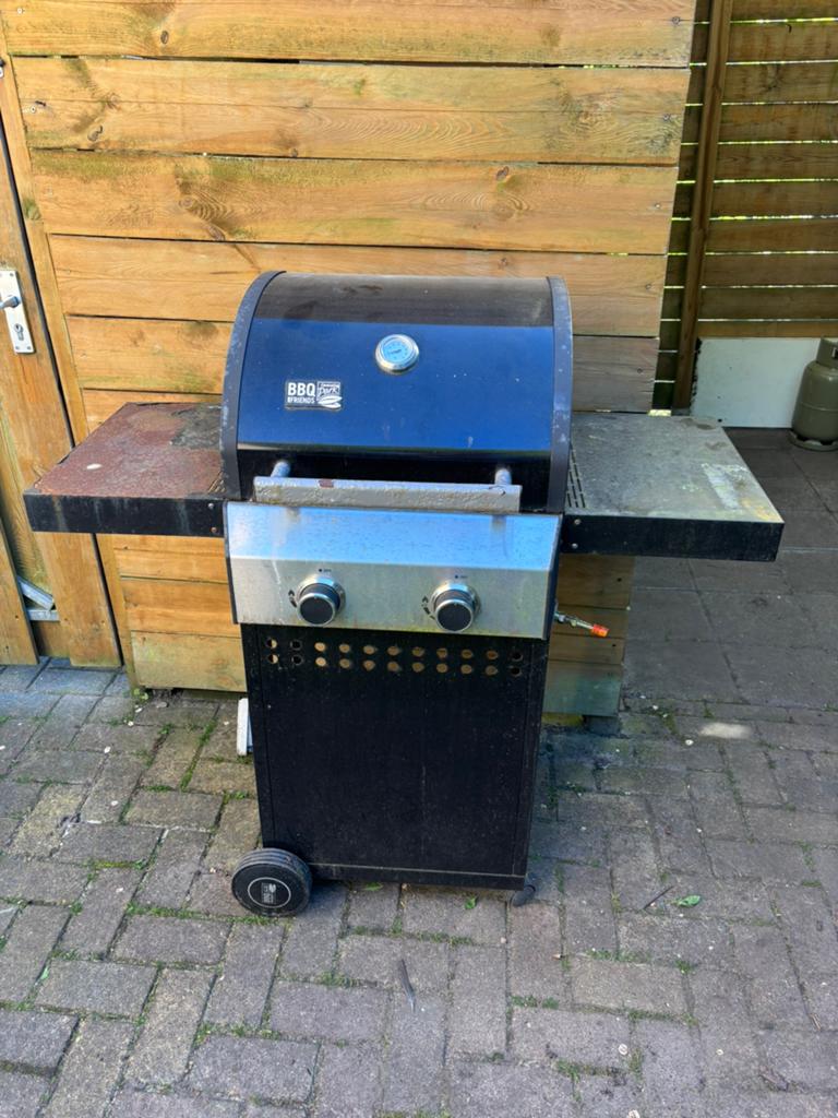 Oud ijzer: oude bbq gratis af te halen, Ophalen, Gebruikt