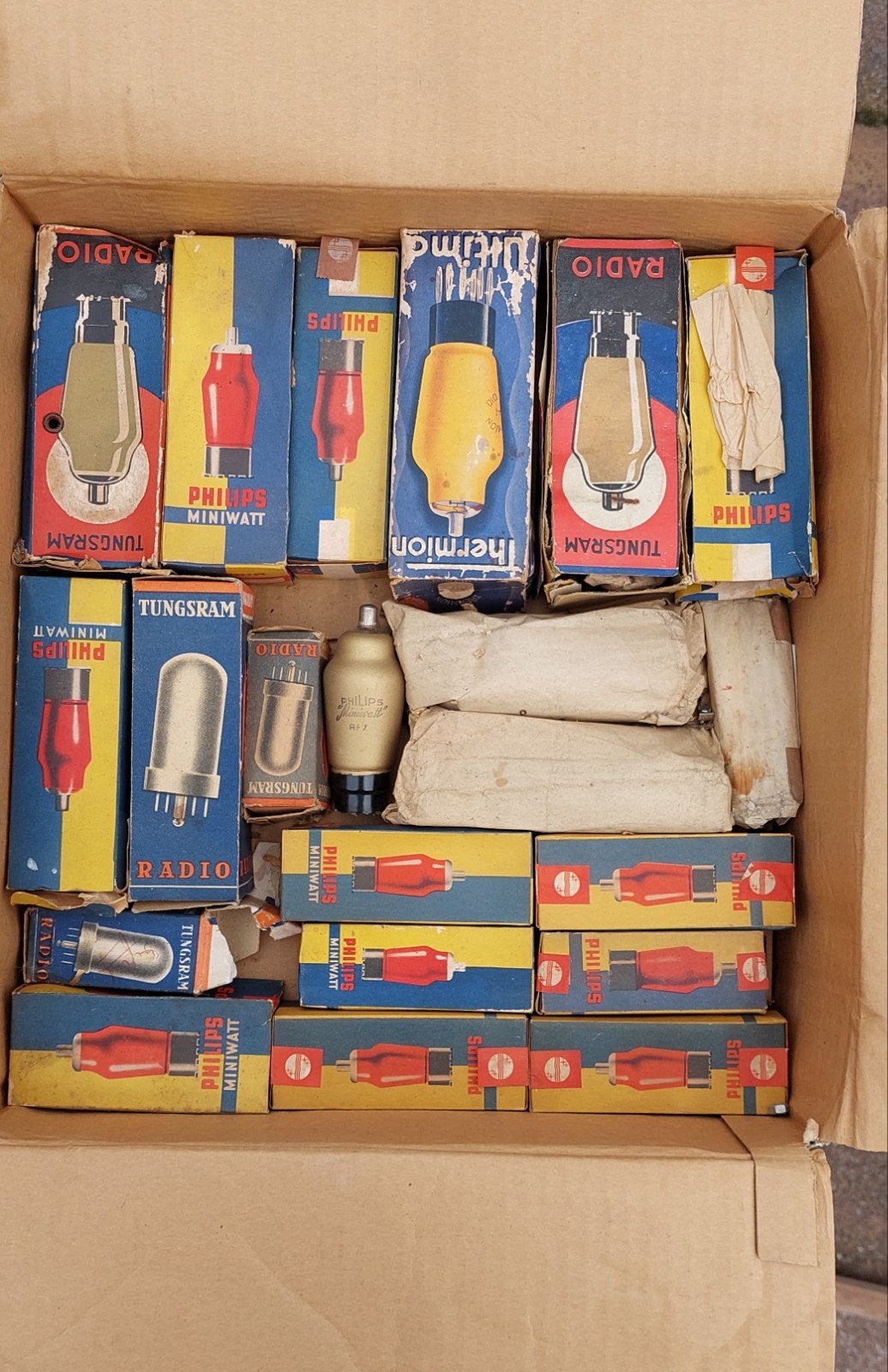 Radiobuizen, buislampen, buizenversterkers., Ophalen of Verzenden, Buis of Buizen