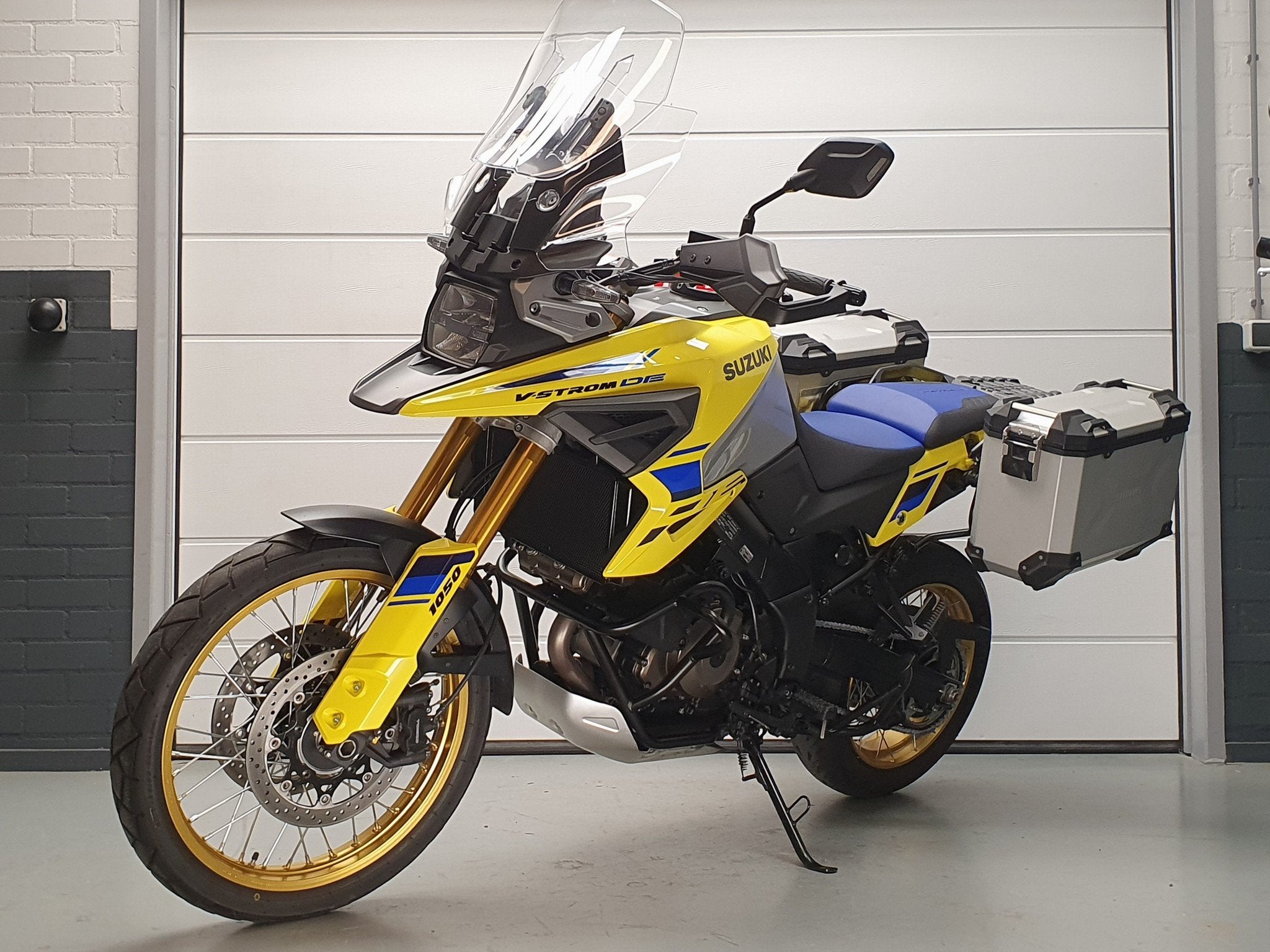 Suzuki DL 1050 DE (bj 2023), Lange Dreef 12
4131NH  Vianen, NL, Suzuki, Bedrijf, Klantenservice@suzuki.nl