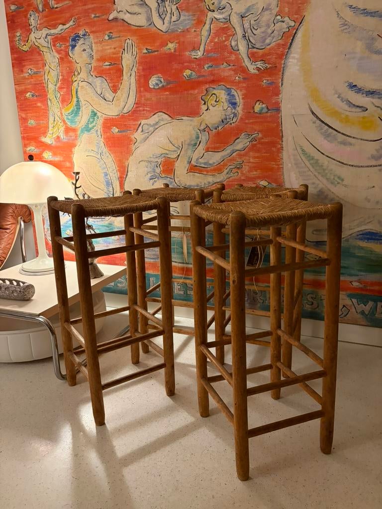 4 vintage barkrukken hout biezen zitting boho-stijl Perriand, Ophalen of Verzenden, Zo goed als nieuw, Hout, 60 tot 90 cm