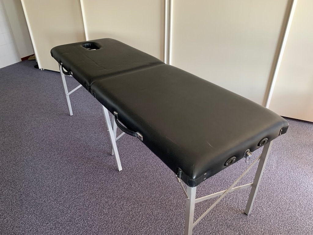 Opvouwbare massage tafel in Reistas, Ophalen, Zo goed als nieuw, Massagetafel