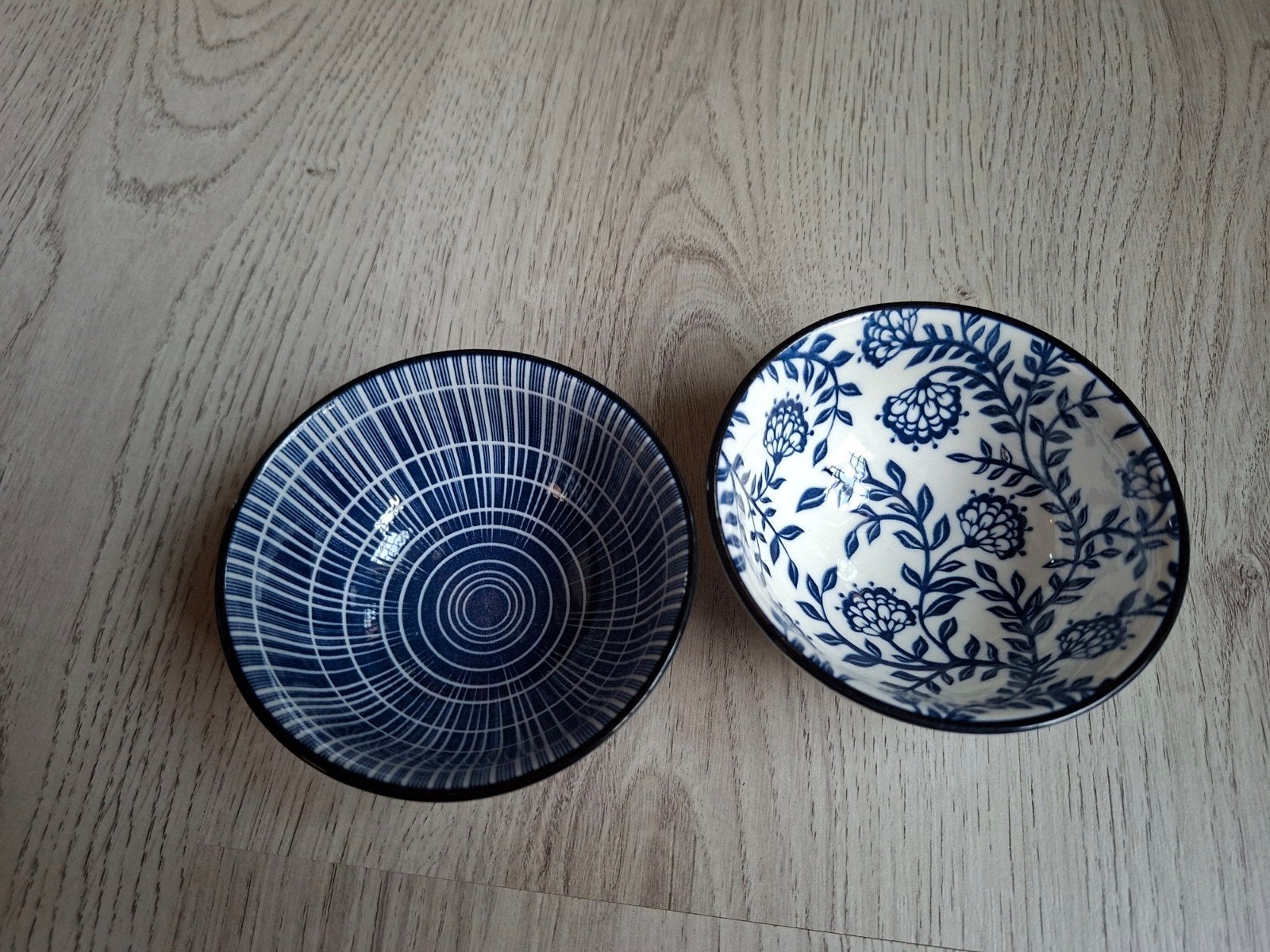 Nieuwe Gusta schaaltjes - 2 stuks, blauw/wit, 10x5cm, Huis en Inrichting, Ophalen of Verzenden, Nieuw
