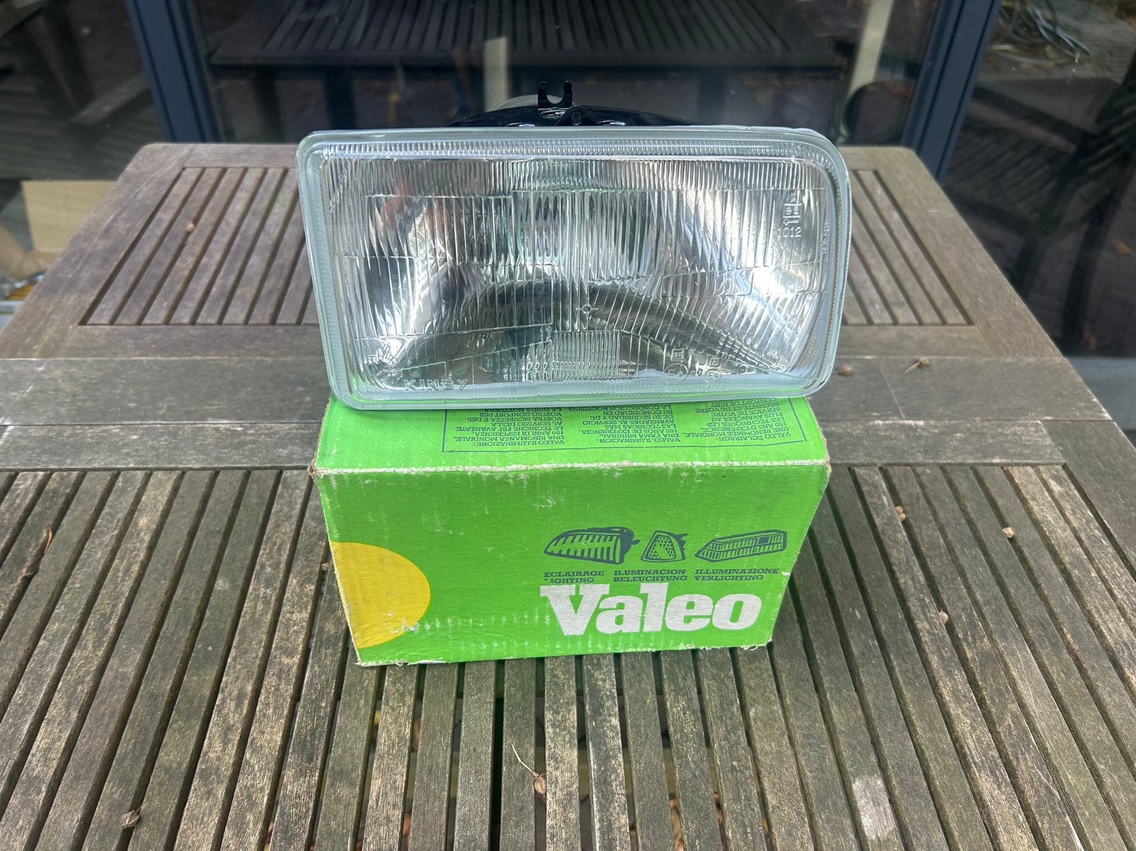 Koplamp rechts Ford Fiesta 1983-1989 - nieuw, Ophalen of Verzenden, Nieuw, Ford