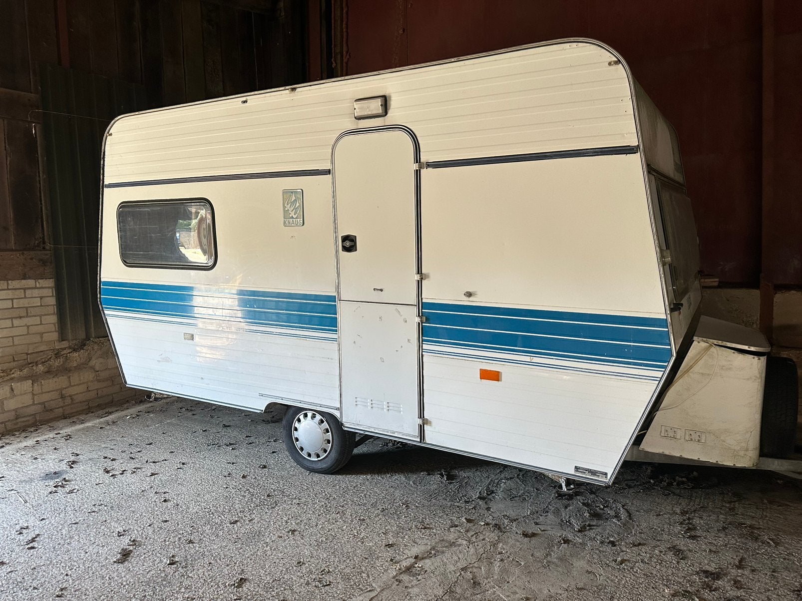 Knaus Komfort 4,15 retro caravan gepimpt, Rondzit, Particulier, 500 - 750 kg, Knaus