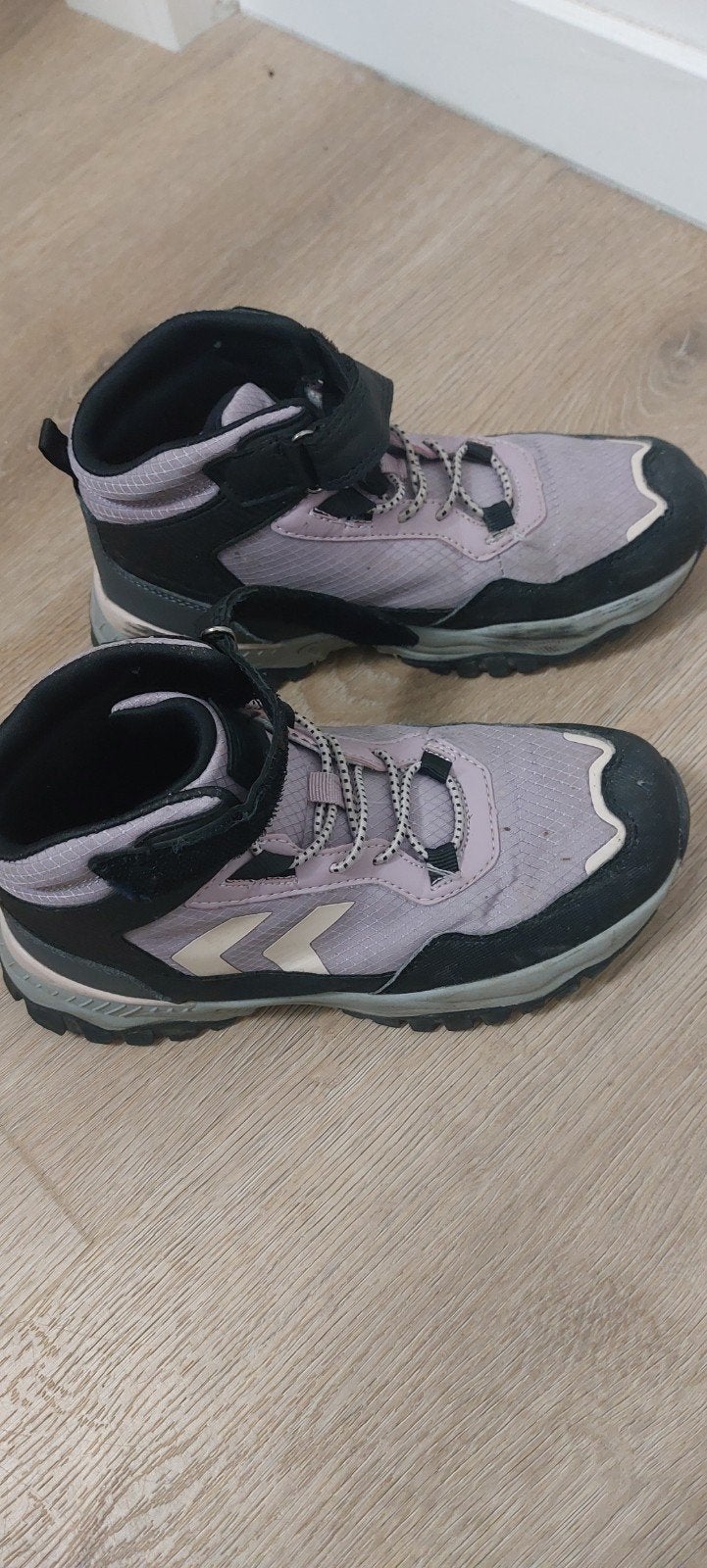 Wandelschoenen, kind, maat 34, 35, Ophalen, Zo goed als nieuw, Wandelschoenen