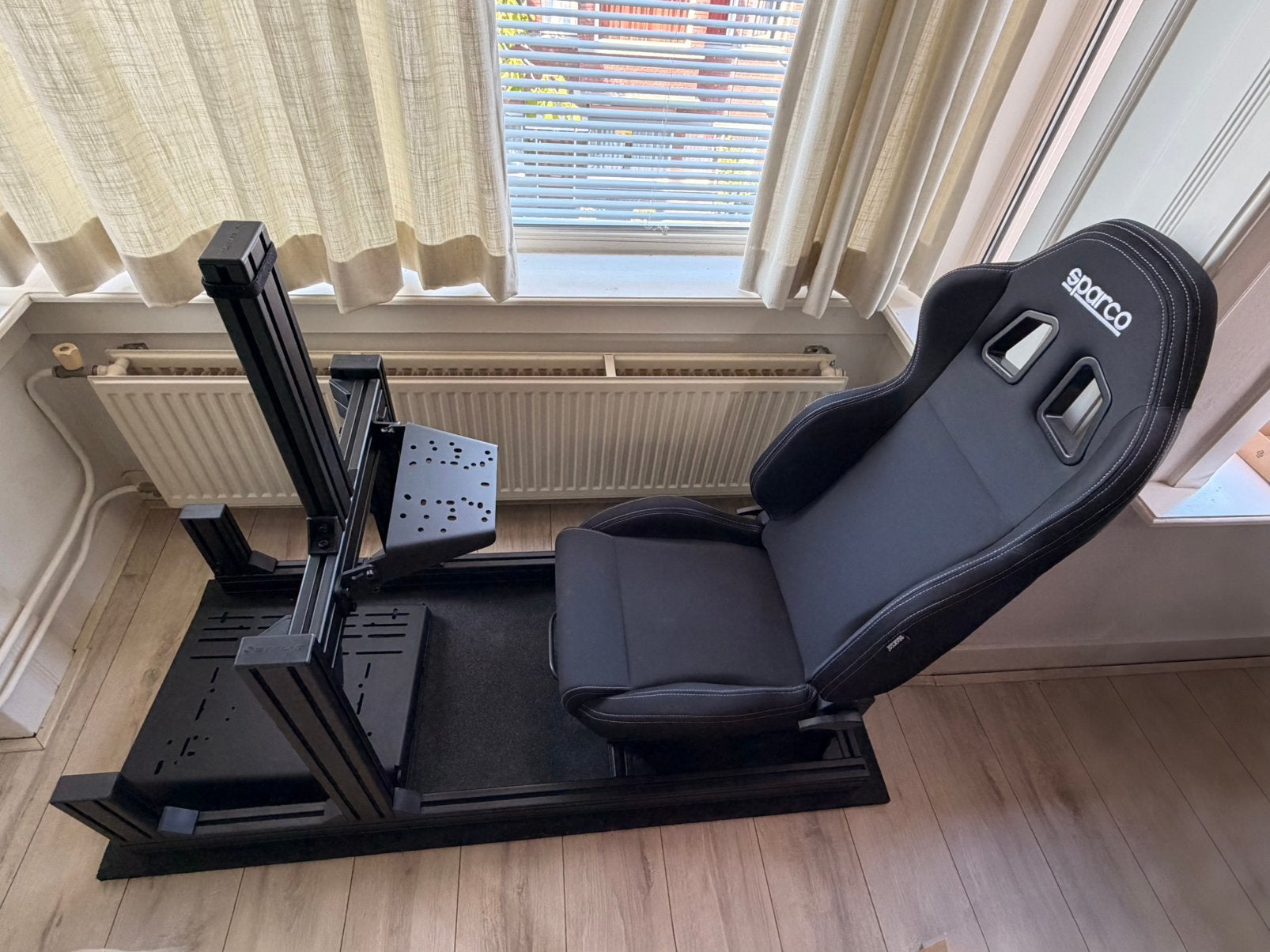 NEW! Simlab GT1 Evo + Sparco R100 seat + sliders, Ophalen, Nieuw, Racestoel