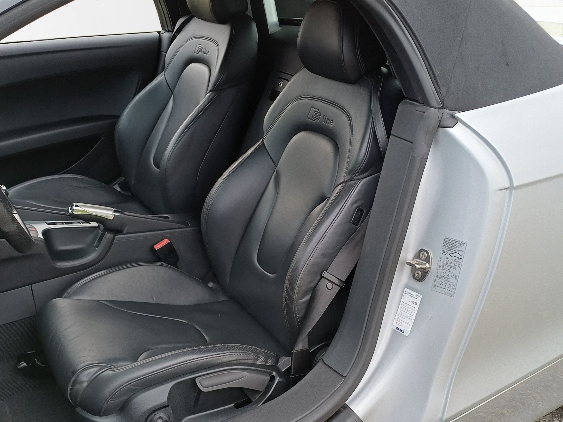 Audi TT Roadster 1.8 TFSI S-edition /3X S-Line/Leder/Navi/Cr, Voorwielaandrijving, Euro 5, TT, Gebruikt