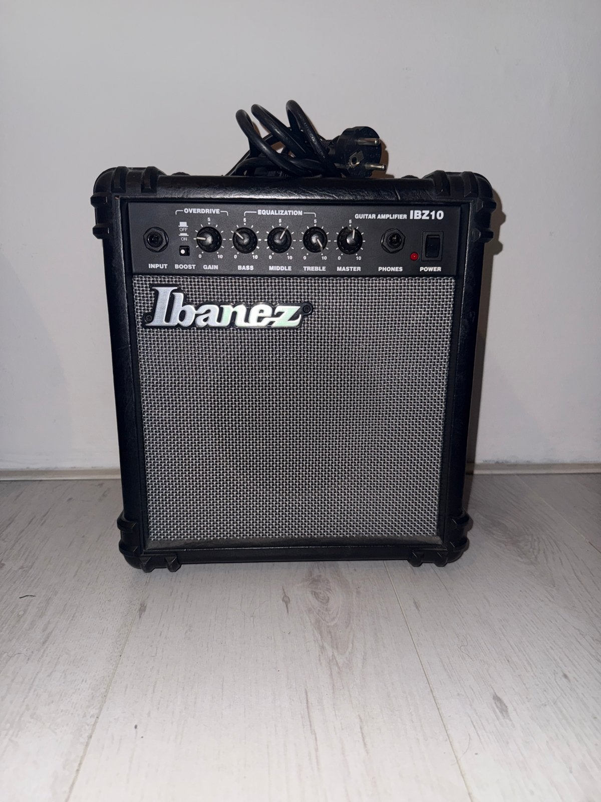 Ibanez IBZ10 Gitaarversterker - Compact en Krachtig, Ophalen, Gebruikt, Gitaar, Minder dan 50 watt