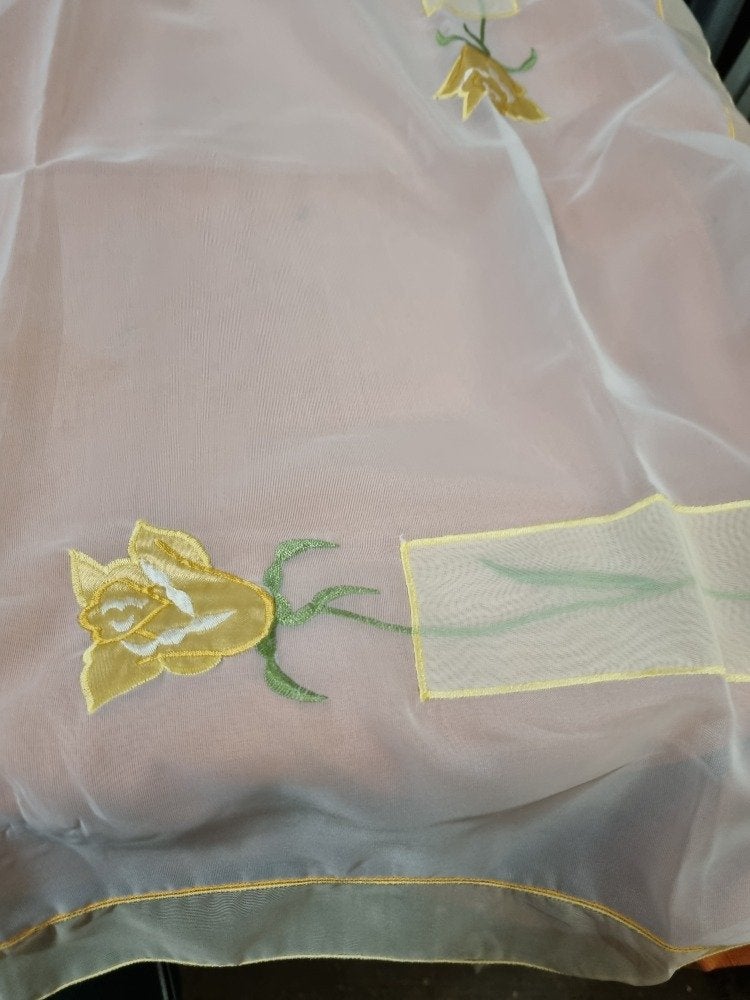 tafelkleed met bloemen vintage, Ophalen of Verzenden, 'T Olde Gre-j, Info@toldegrej.nl, Endepoelstraat 20f Didam