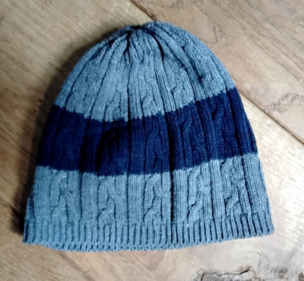 Muts - beanie - kindermuts - kinderbeanie - 7/8 jaar - grij, Ophalen of Verzenden, Gebruikt, Jongen of Meisje, Muts