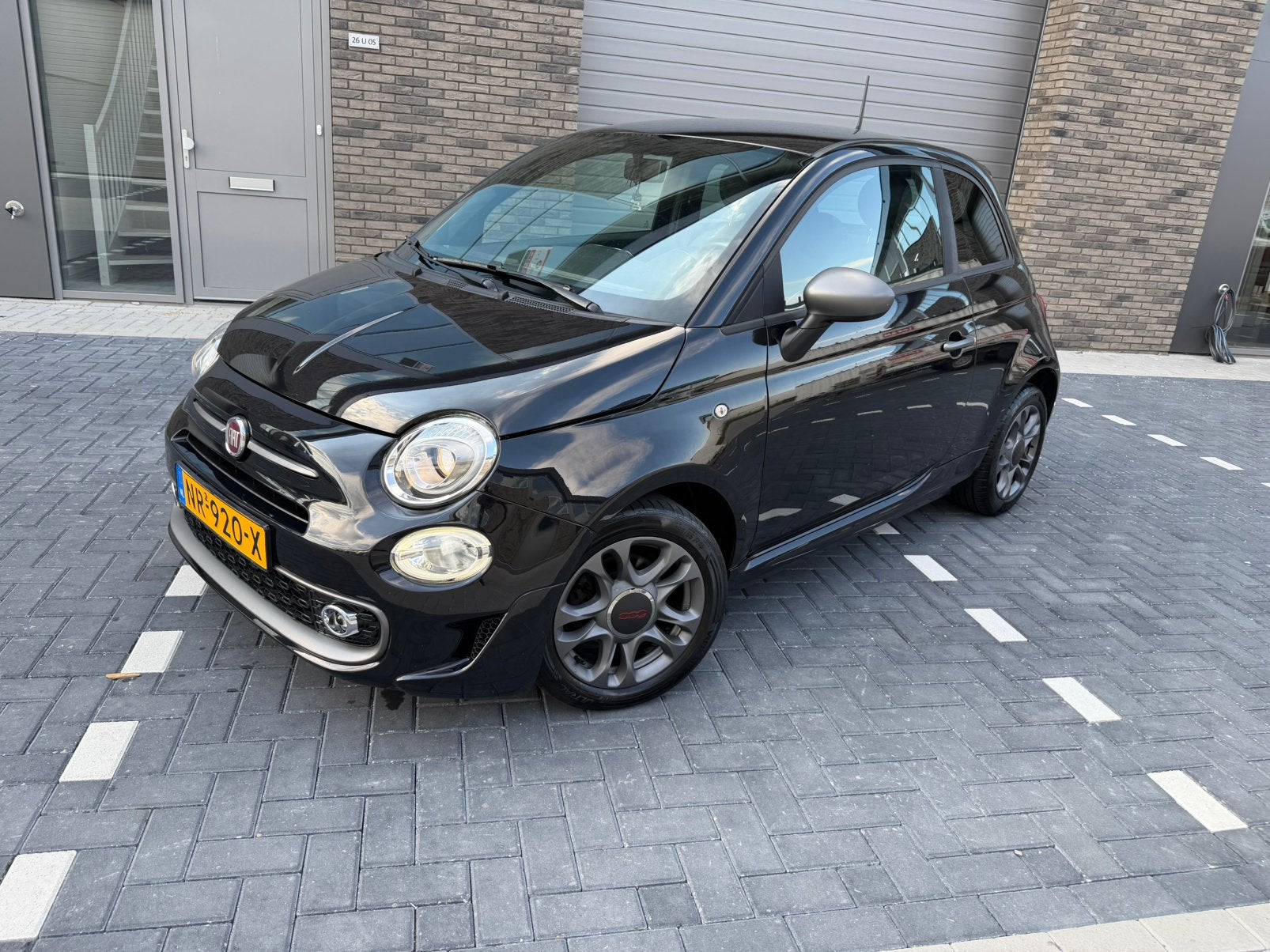 Fiat 500 Sport Turbo 80pk 2017 Zwart NL Auto, Auto's, Fiat, Voorwielaandrijving, 31 €/maand, Origineel Nederlands, Handgeschakeld