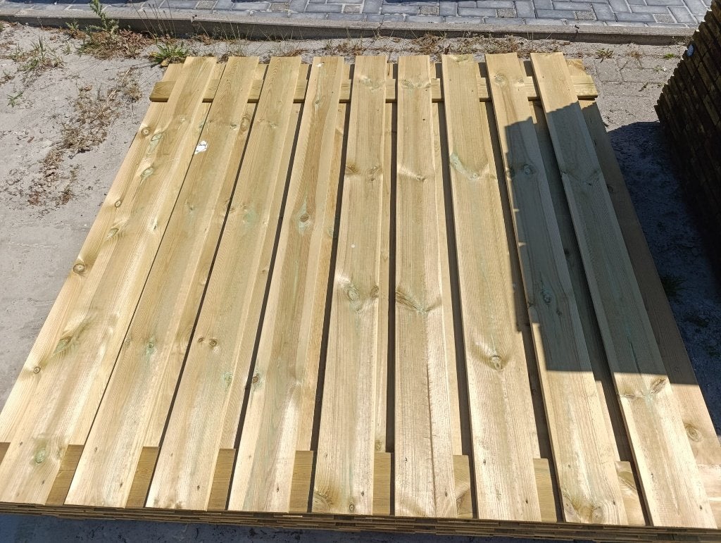 Grenen Schuttinpaneel 180 x180 cm 21 planks (16mm dik), Tuin en Terras, Schuttingen, Ophalen, 1 tot 2 meter, Minder dan 3 meter