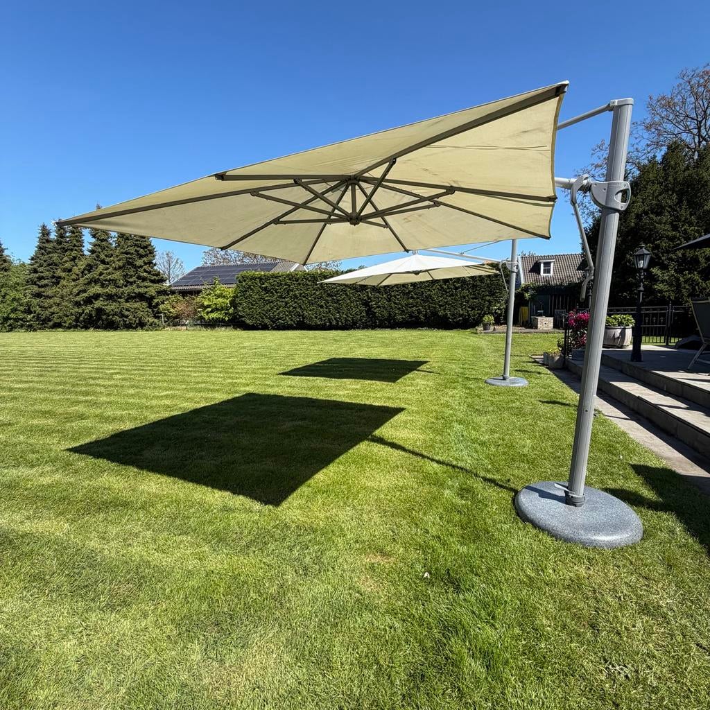2x Glatz SombranoS Zweefparasol - 360 draaibaar & kantelbaar, Tuin en Terras, Parasols, Ophalen, Kantelbaar, Nieuw, 2 tot 3 meter