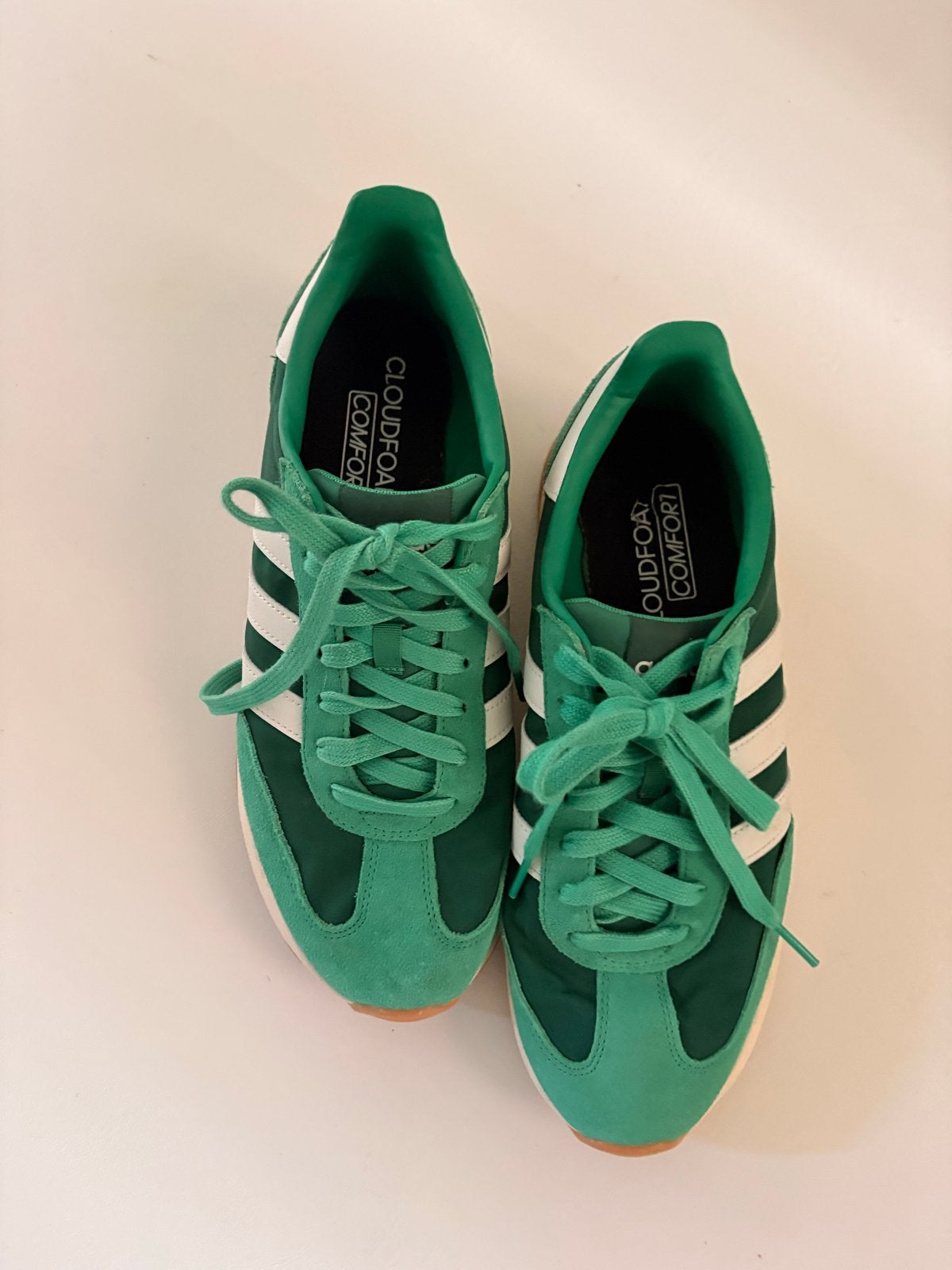 Adidas sneakers groen - Zo goed als nieuw, Ophalen of Verzenden, Zo goed als nieuw, Groen, Sneakers of Gympen