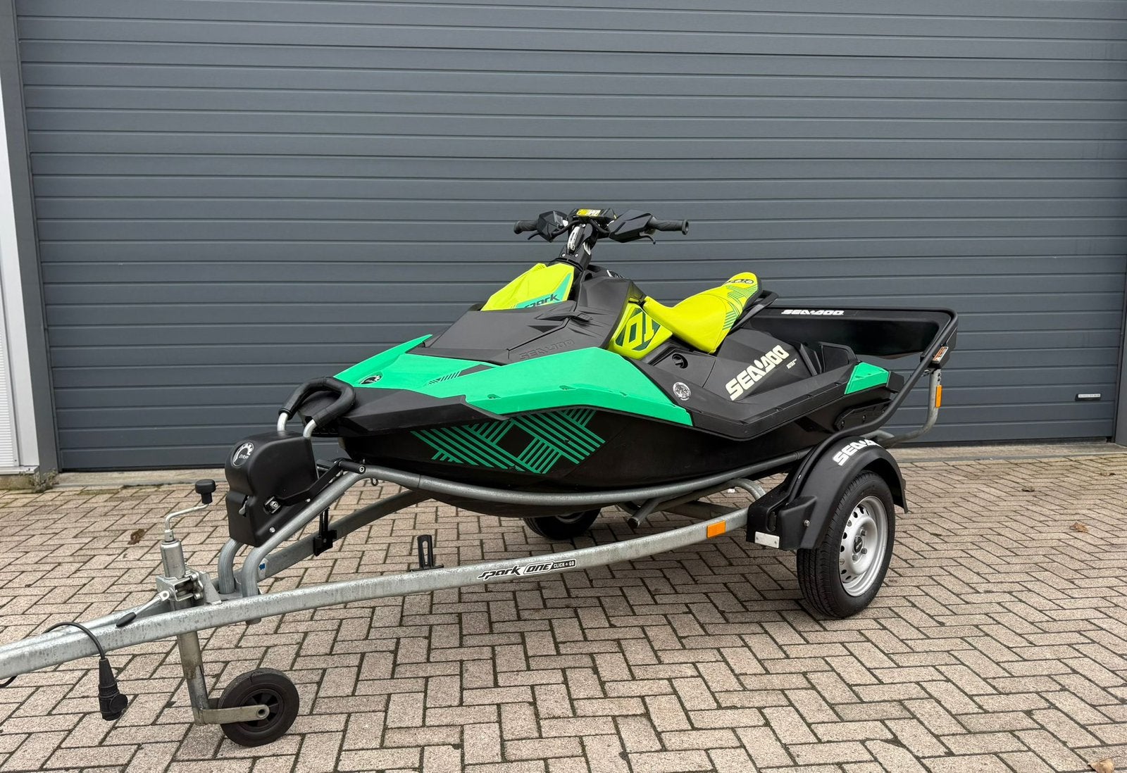 Seadoo Spark Trixx, Watersport en Boten, Ophalen, Zo goed als nieuw, Motor en Techniek, Motorboot