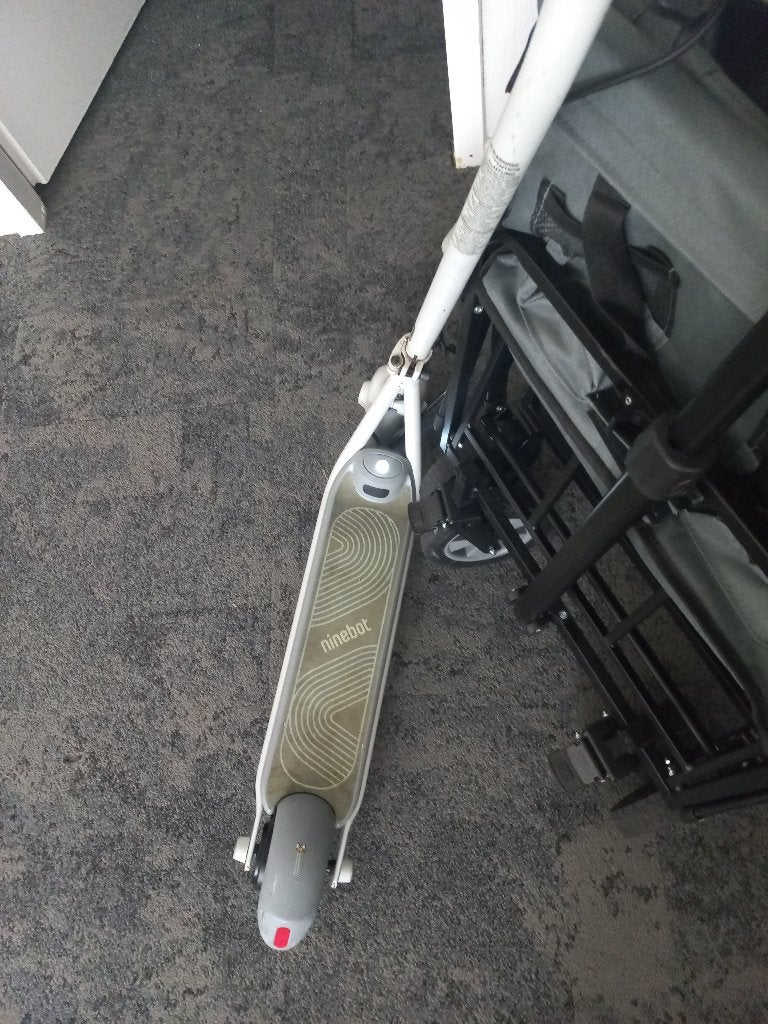 Ninebot ZING C8 – elektrische kinderstep in werkende stat, Ophalen, Gebruikt, Elektrische step (E-scooter), Ninebot