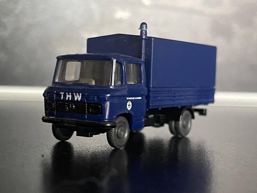 Ambu-3123: MB L208 vrachtwagen van de THW, Ophalen of Verzenden, Gebruikt, Bus of Vrachtwagen, Wiking