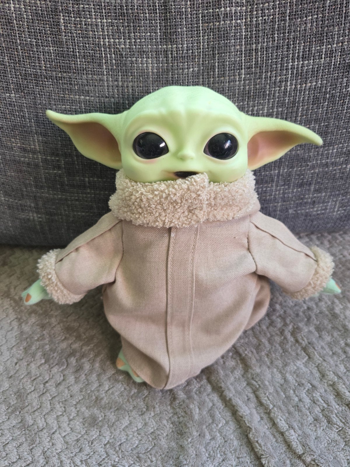 Zeer grote baby Yoda speelgoed pop 30 cm groot!, Ophalen, Zo goed als nieuw, Actiefiguurtje