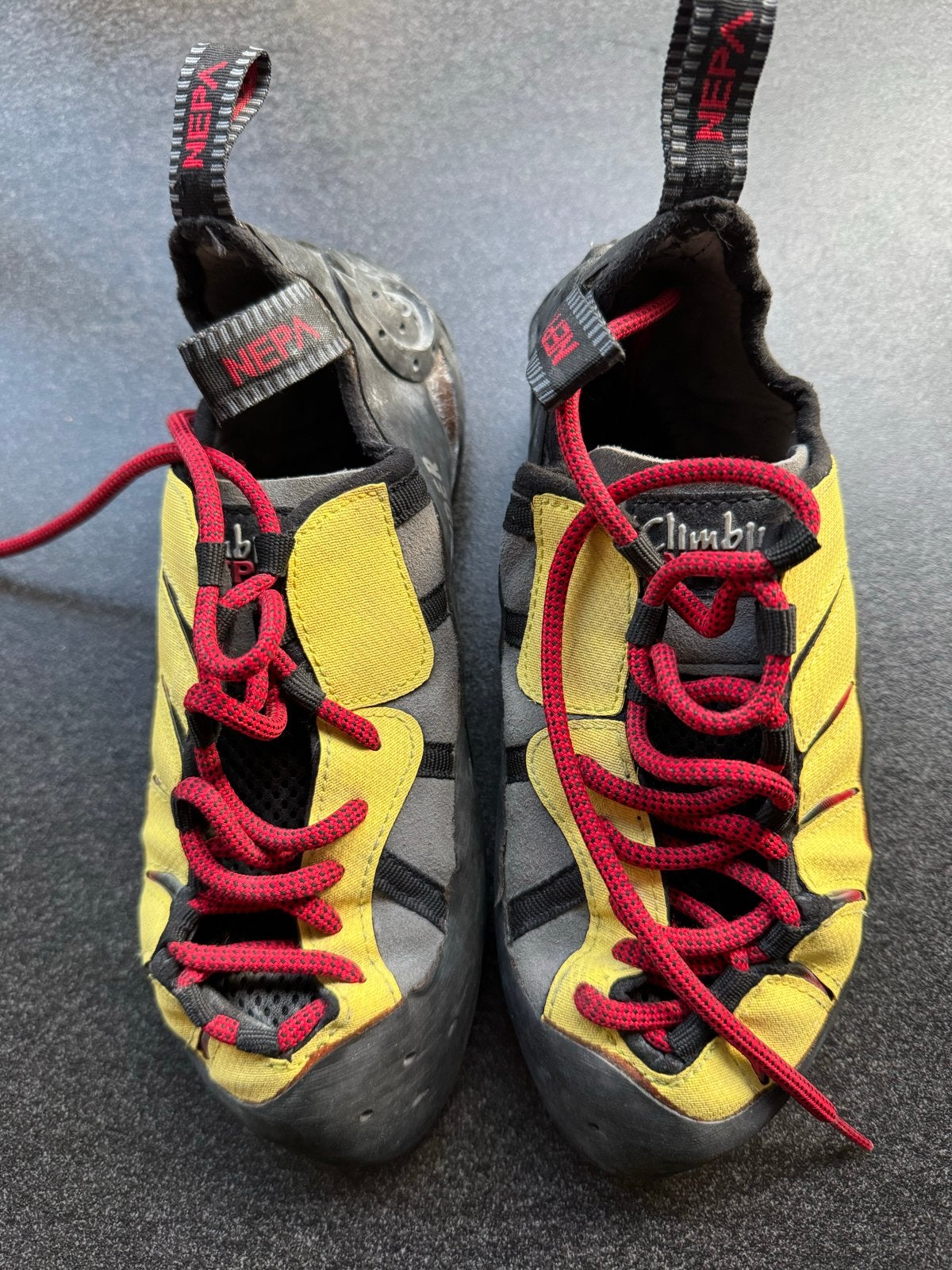 NEPA Klimschoenen - Maat 37 (valt klein), Ophalen of Verzenden, Zo goed als nieuw, Klimsportschoenen