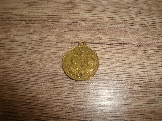 oude hanger bewerkt willem 111, Ophalen of Verzenden