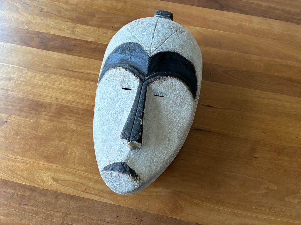 Afrikaans masker zwart-wit hout, Antiek en Kunst, Ophalen of Verzenden