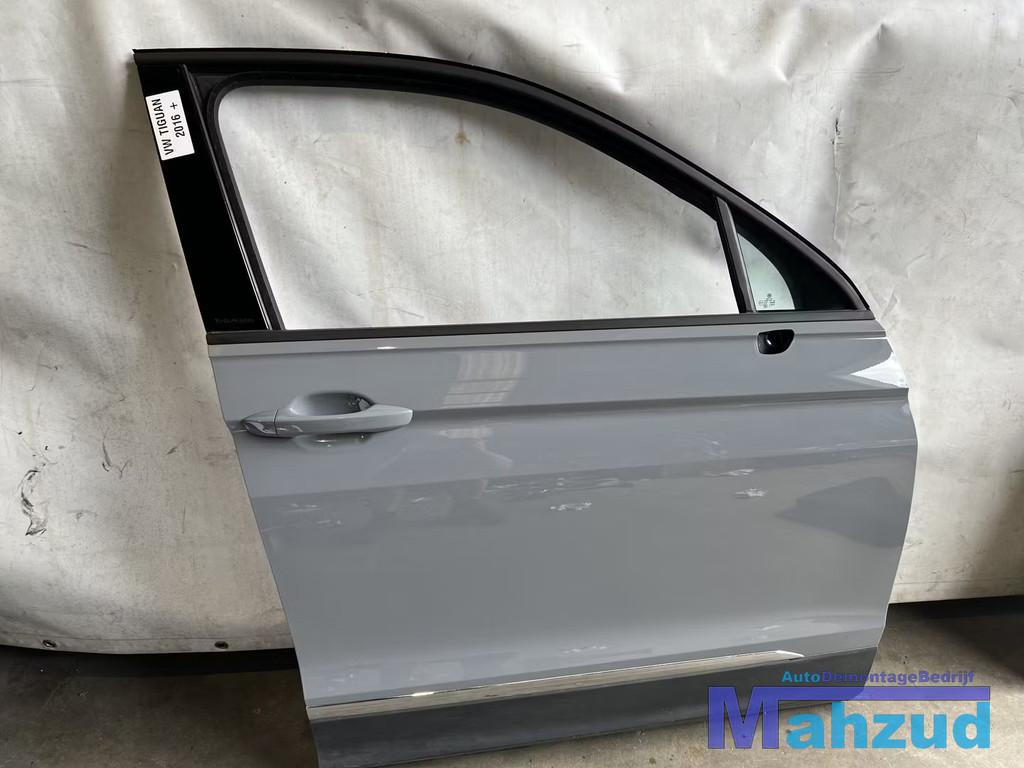 VW TIGUAN Nardo grey grijs rechts voor deur portier 2016+, Auto-onderdelen, Carrosserie en Plaatwerk, Gebruikt, Volkswagen AG