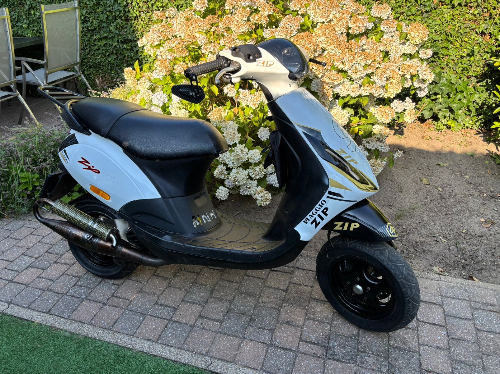 Piaggio zip stage 6 70cc hoogtoerig, Fietsen en Brommers, Ophalen, Zo goed als nieuw, Tweetakt, Zip