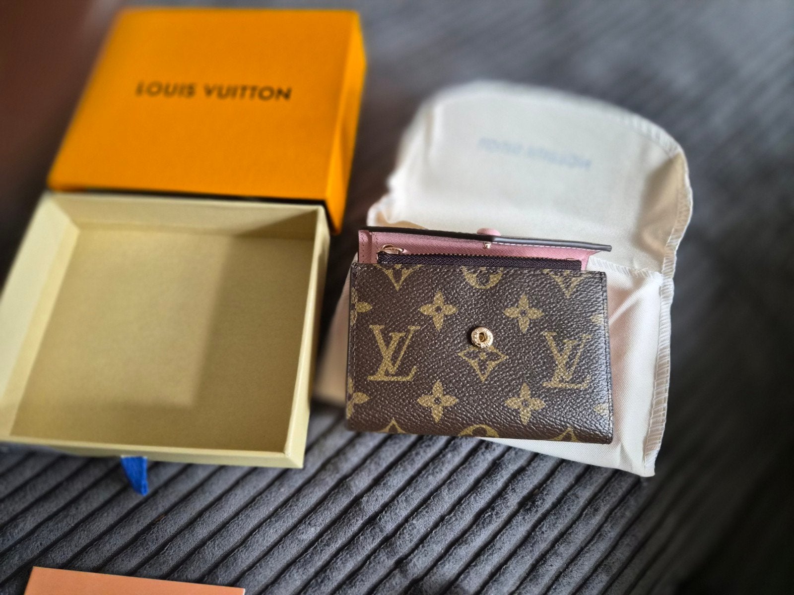 Louis vuitton portemonnee rosé, Ophalen of Verzenden, Zo goed als nieuw, Beige