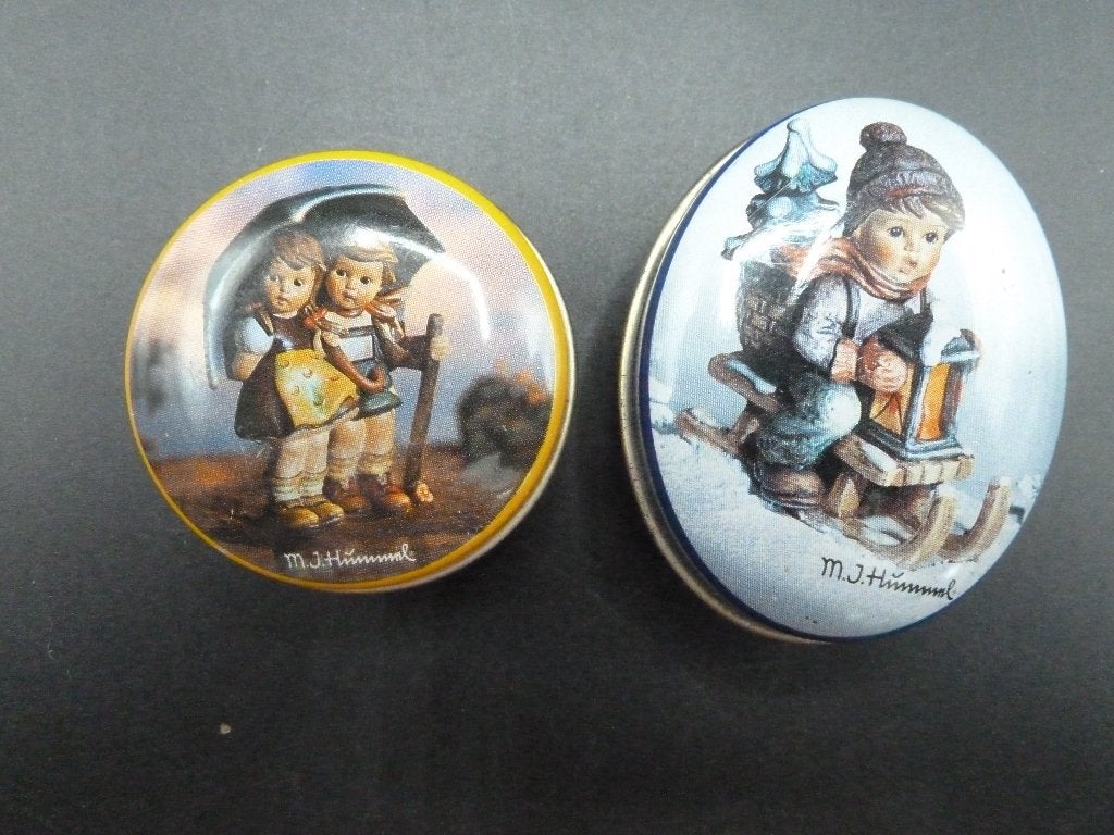 2 pillen doosjes blikjes M J Hummel, Ophalen of Verzenden, Zo goed als nieuw, Overige