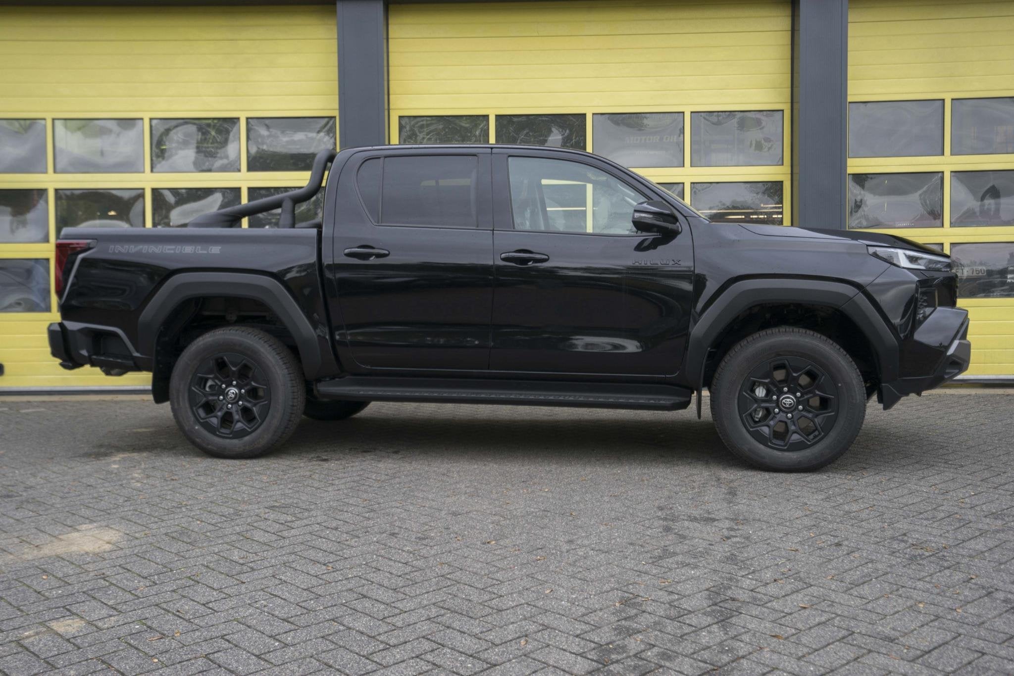 Toyota HiLux 2.8 D-4D Hybrid Invincible JBL Full Options, Automaat, Euro 6, 4 cilinders, Diesel