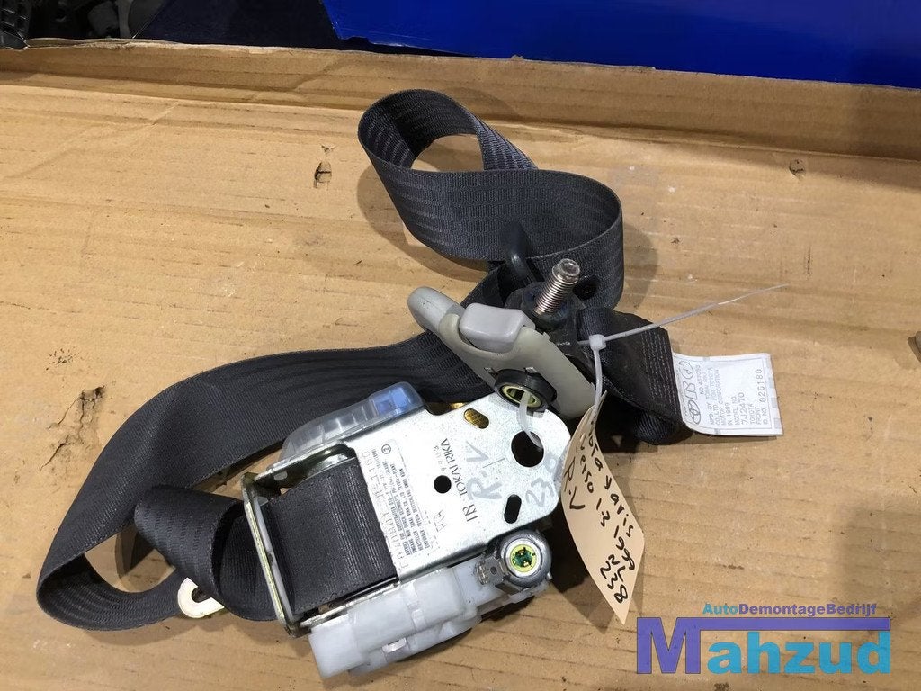 Toyota Yaris VERSO rechts voor gordel spanner 467053, Auto-onderdelen, Interieur en Bekleding, Info@toyota.co.jp, Gebruikt, Toyota Motor Corporation