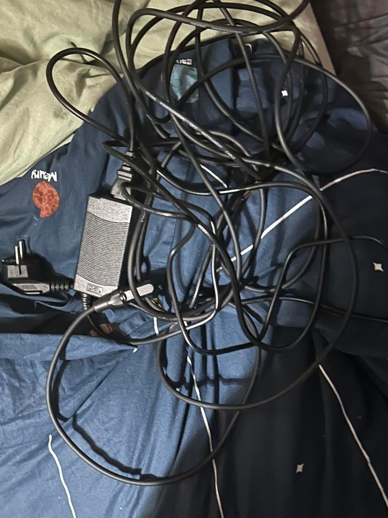 Mooie electrische gitaar, Met versterker, Zo goed als nieuw, Solid body, Ophalen