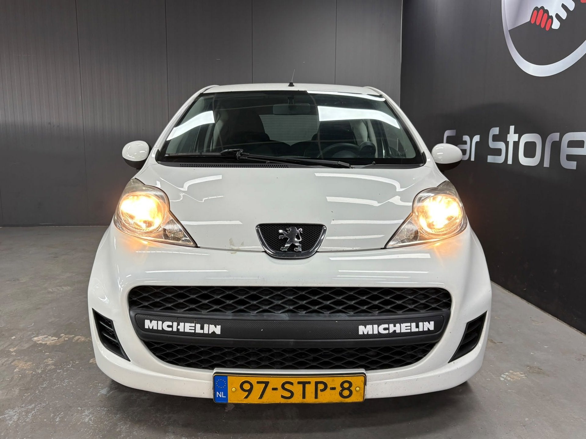Peugeot 107 1.0-12V XS | Airco | NAP| Lichtmetalen velgen |, Auto's, Voorwielaandrijving, Euro 5, Stof, Gebruikt