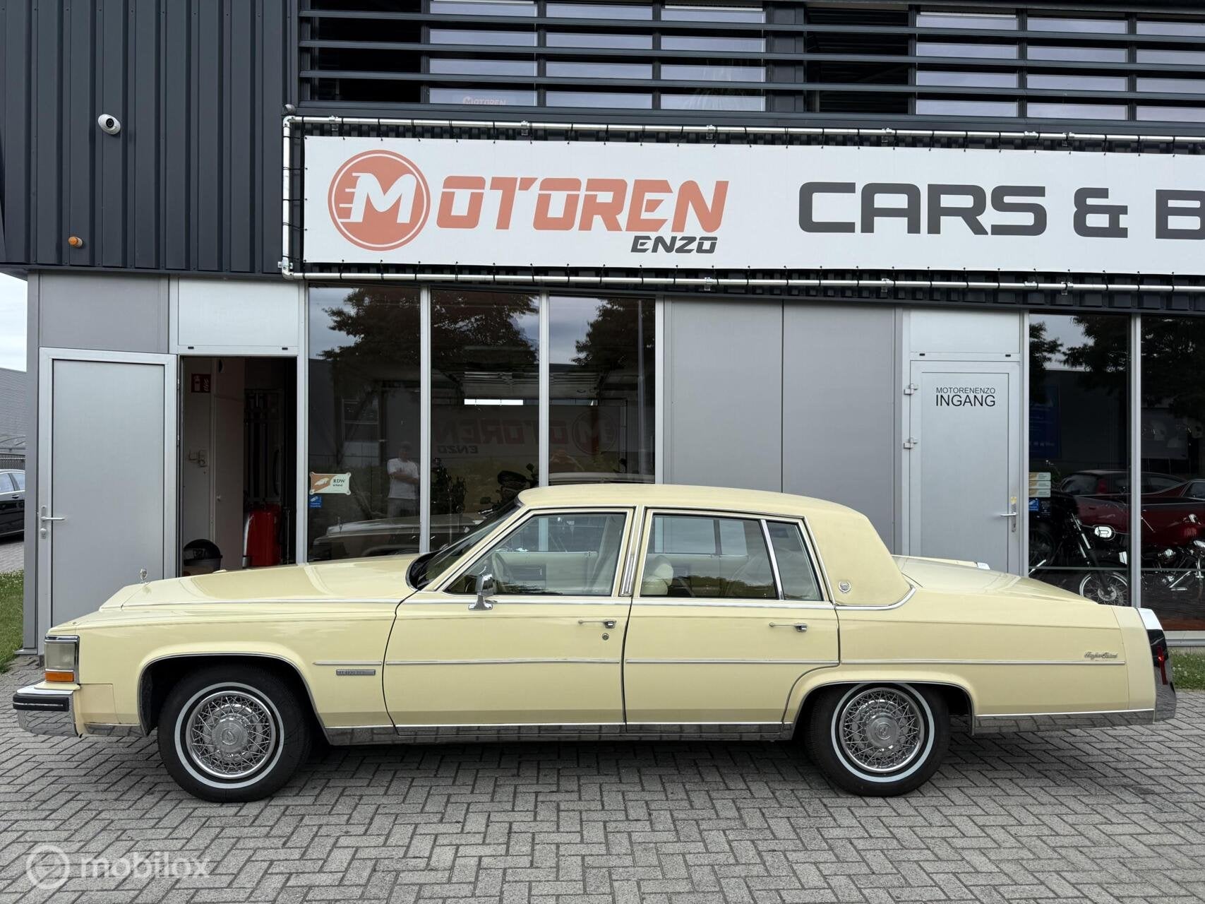 Cadillac Fleetwood Brougham 4.1 V8 aut 1982 STRAKKE STAAT, foto 5